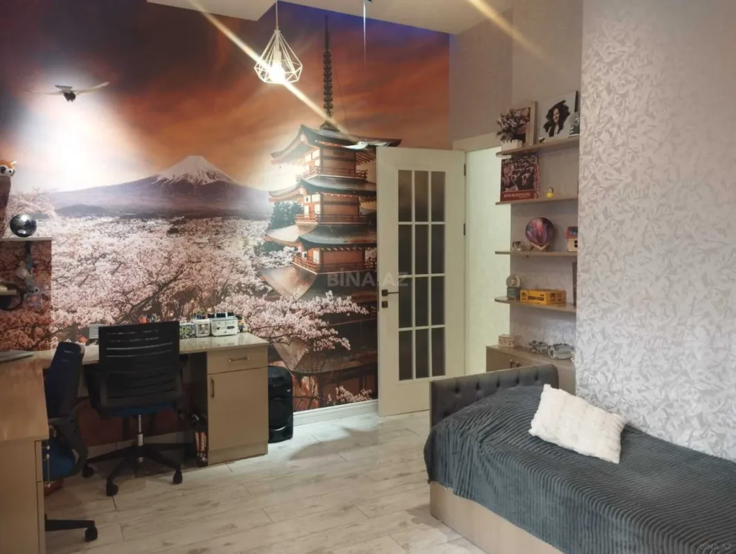 Satılır 3 otaqlı mənzil 98 m²