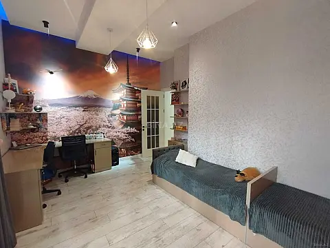 Satılır 3 otaqlı mənzil 98 m²