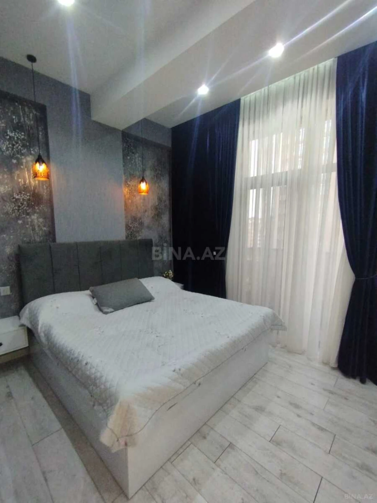 Satılır 3 otaqlı mənzil 98 m²