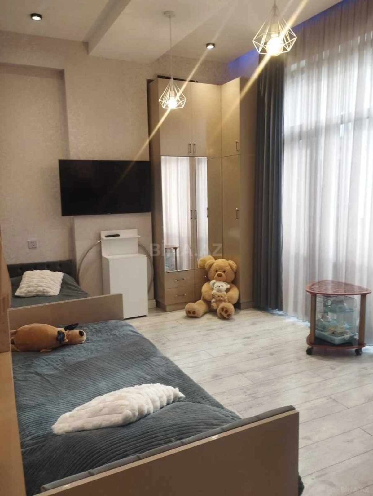 Satılır 3 otaqlı mənzil 98 m²