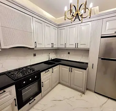 Kirayə verilir 2 otaqlı mənzil 87 m²