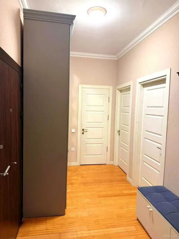 Satılır 3 otaqlı mənzil 70.5 m²
