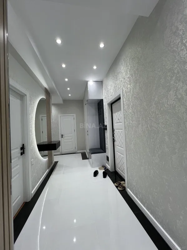 Satılır 2 otaqlı mənzil 85 m²