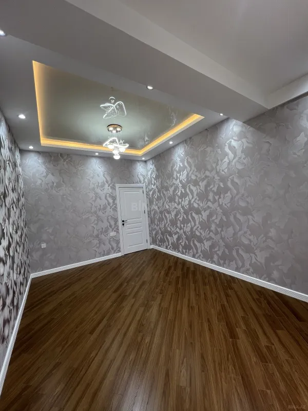 Satılır 2 otaqlı mənzil 85 m²