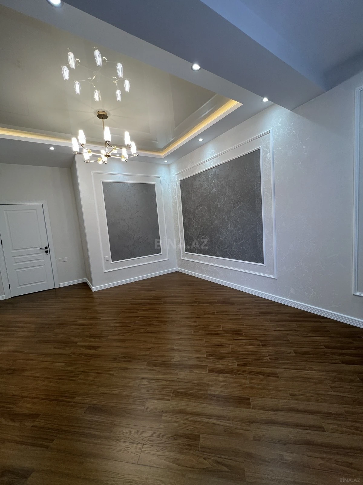 Satılır 2 otaqlı mənzil 85 m²