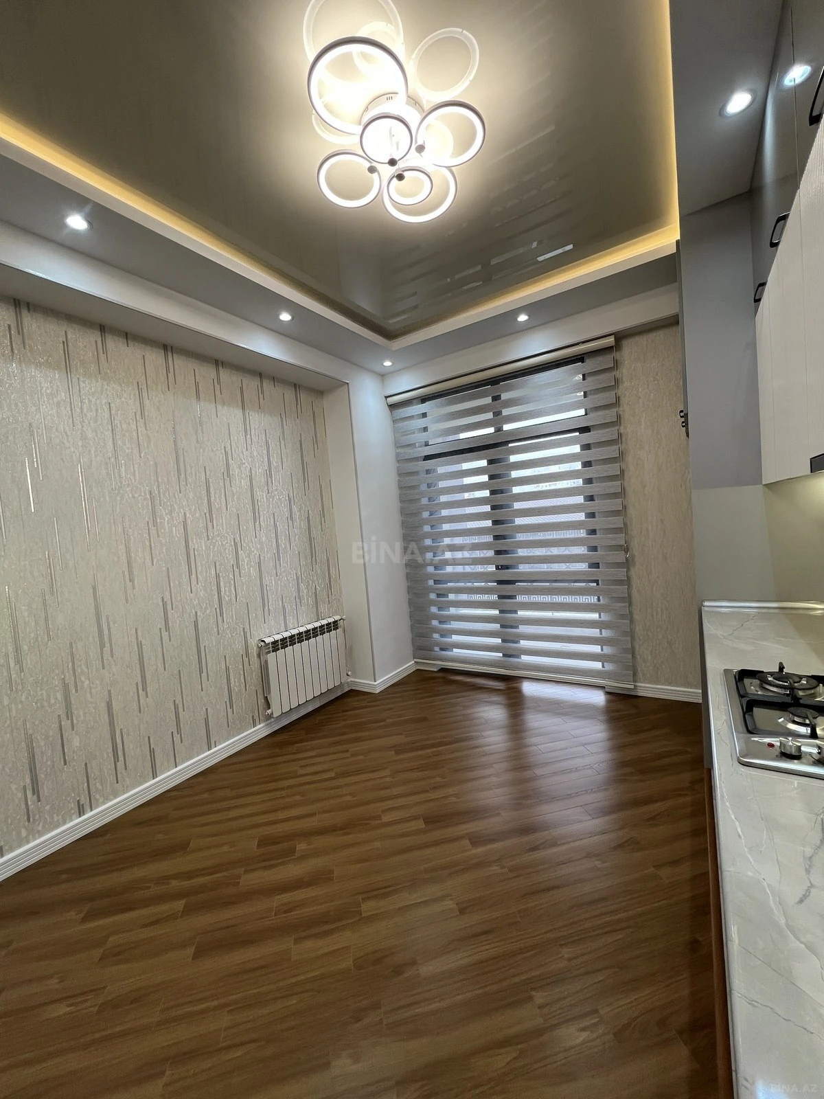 Satılır 2 otaqlı mənzil 85 m²