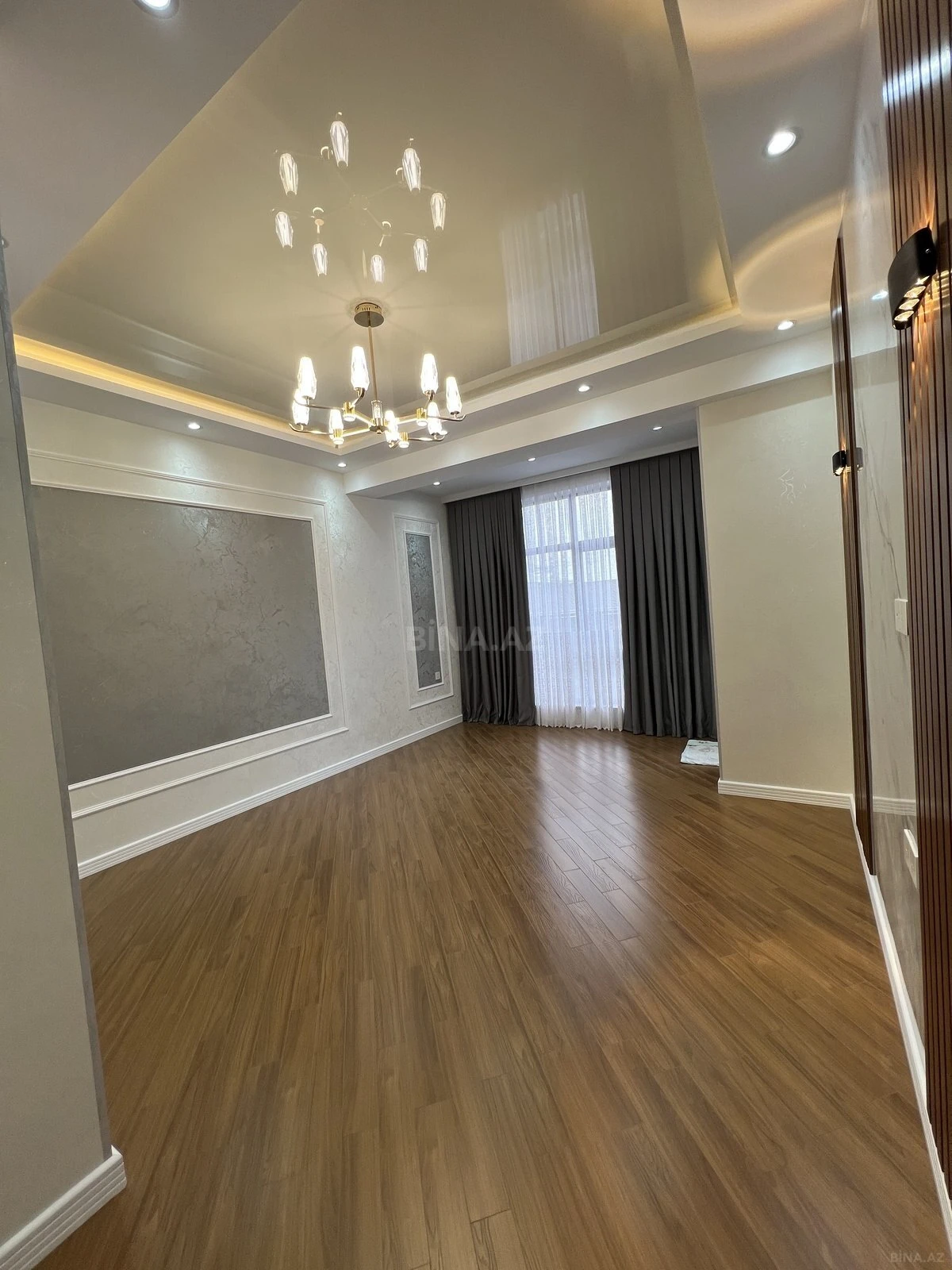 Satılır 2 otaqlı mənzil 85 m²
