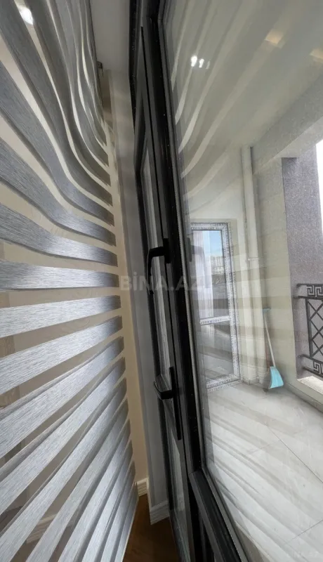 Satılır 2 otaqlı mənzil 85 m²