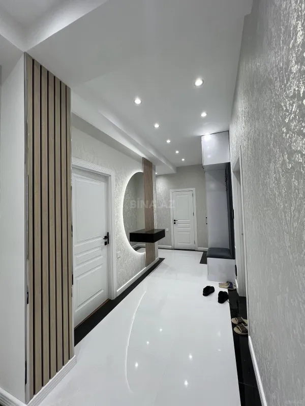 Satılır 2 otaqlı mənzil 85 m²