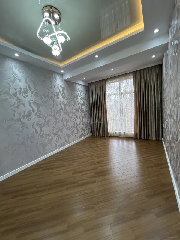 Satılır 2 otaqlı mənzil 85 m²