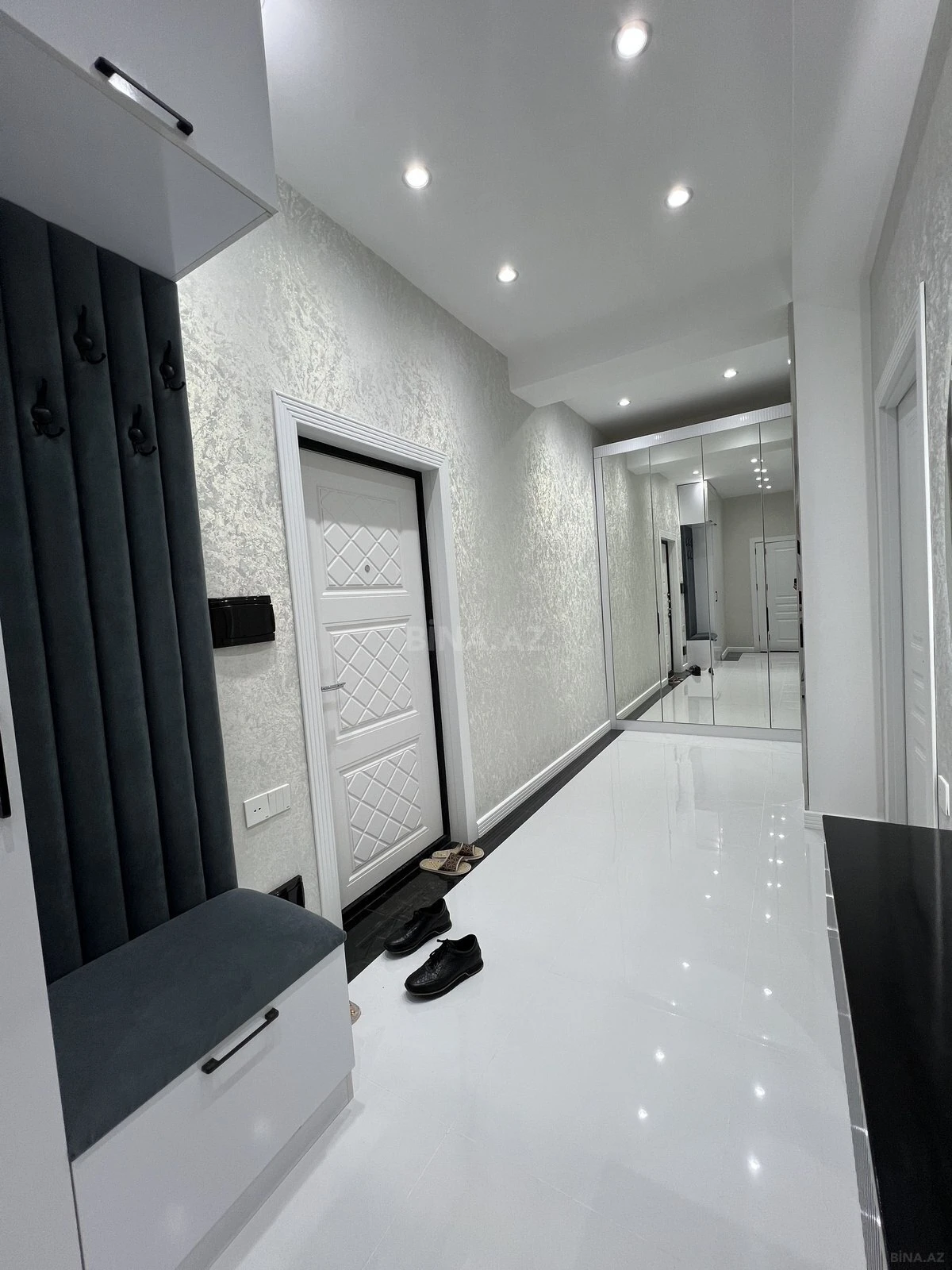 Satılır 2 otaqlı mənzil 85 m²