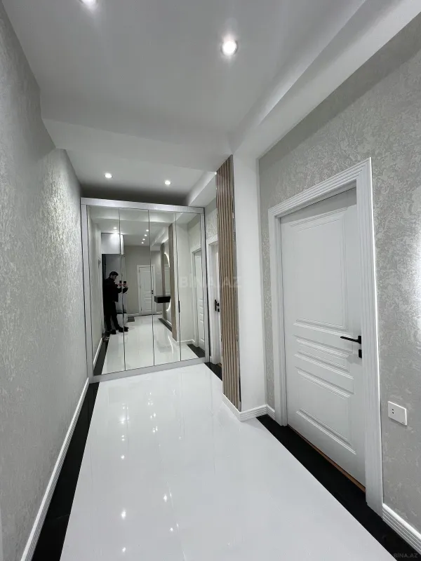 Satılır 2 otaqlı mənzil 85 m²