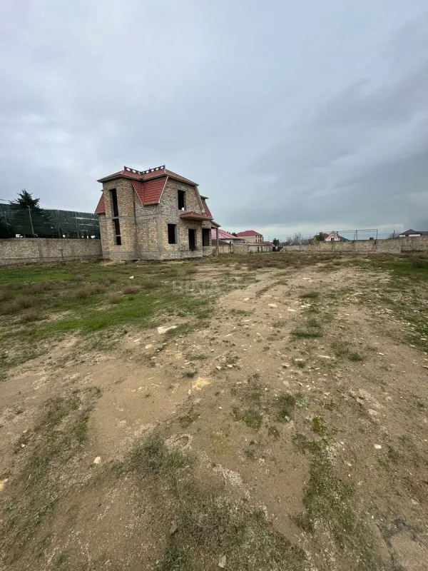Satılır torpaq sahəsi 110 m²