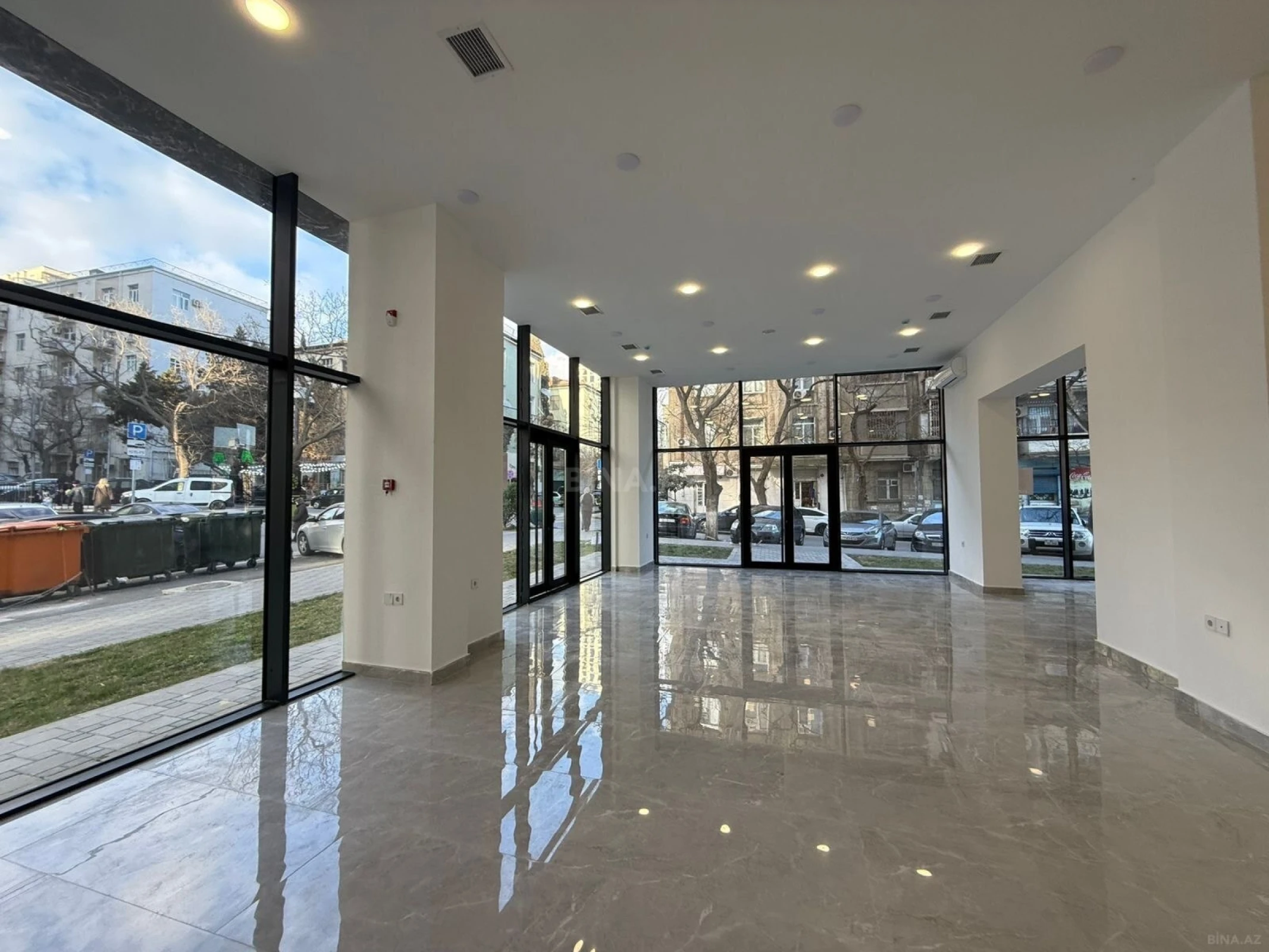 Kirayə verilir obyekt 170 m²