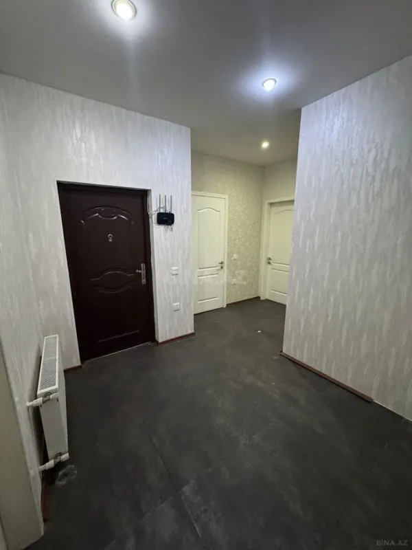 Satılır 2 otaqlı mənzil 95 m²
