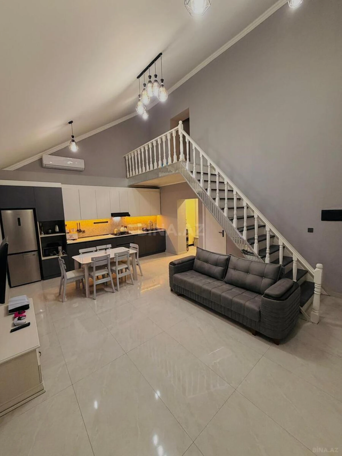 Kirayə verilir 4 otaqlı həyət evi 200 m²