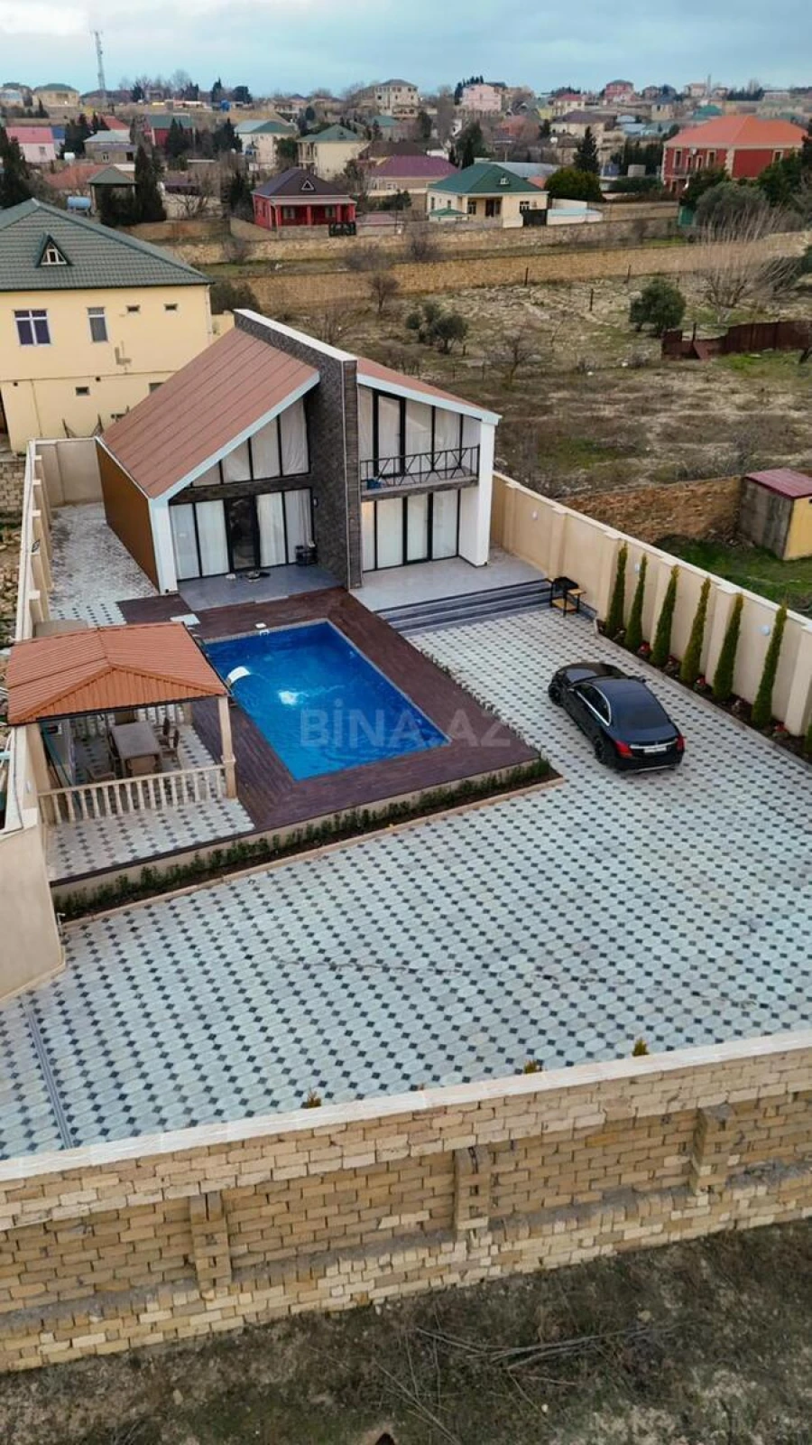 Kirayə verilir 4 otaqlı həyət evi 200 m²