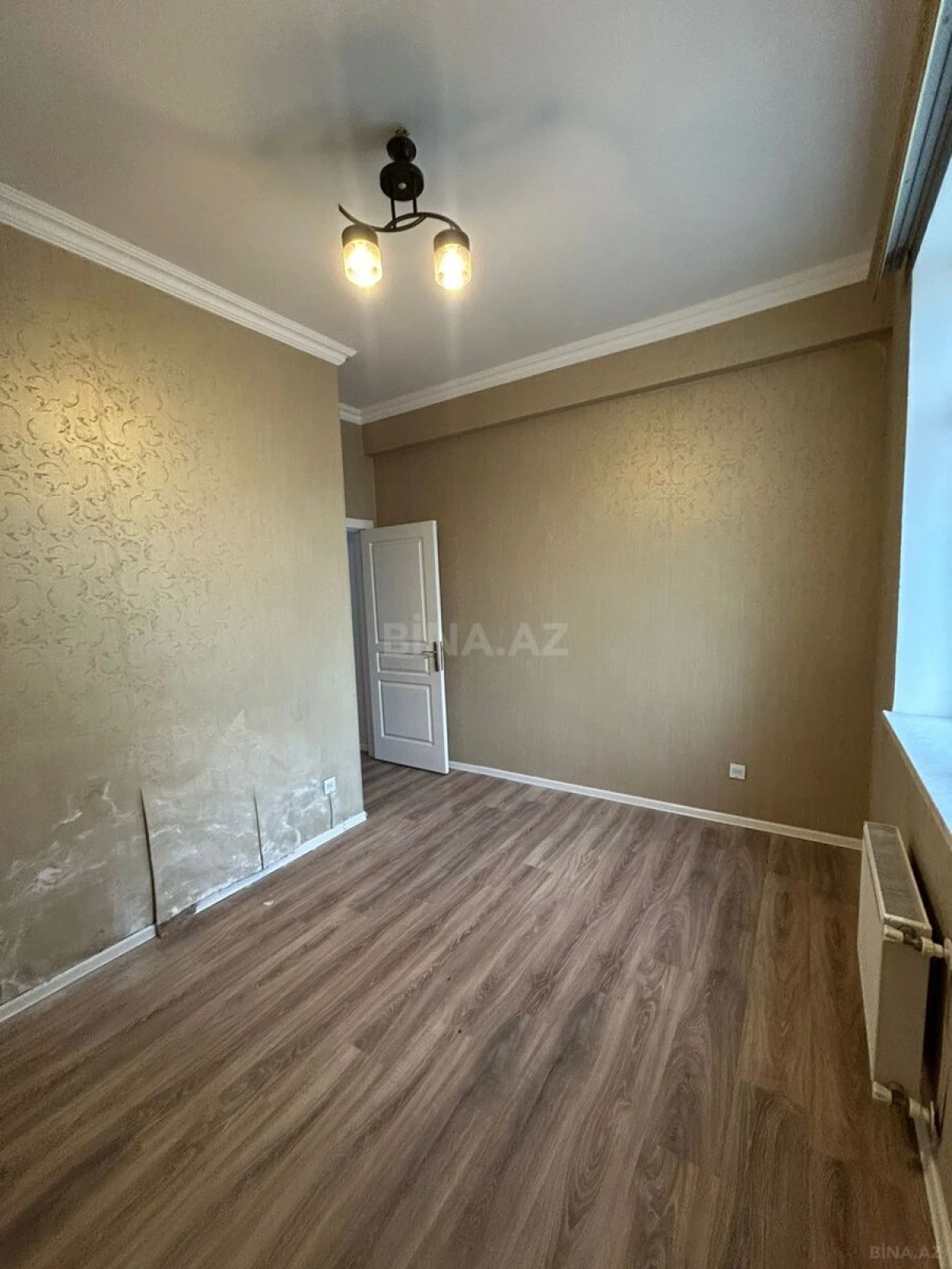 Satılır 2 otaqlı mənzil 65 m²