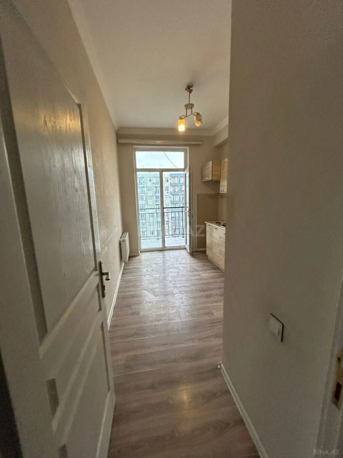 Satılır 2 otaqlı mənzil 65 m²