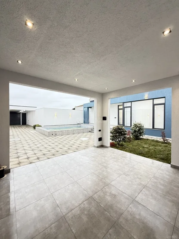 Satılır 4 otaqlı həyət evi 160 m²