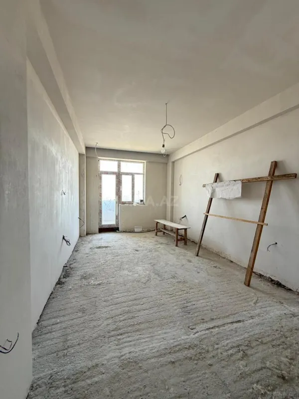 Satılır 3 otaqlı mənzil 155 m²