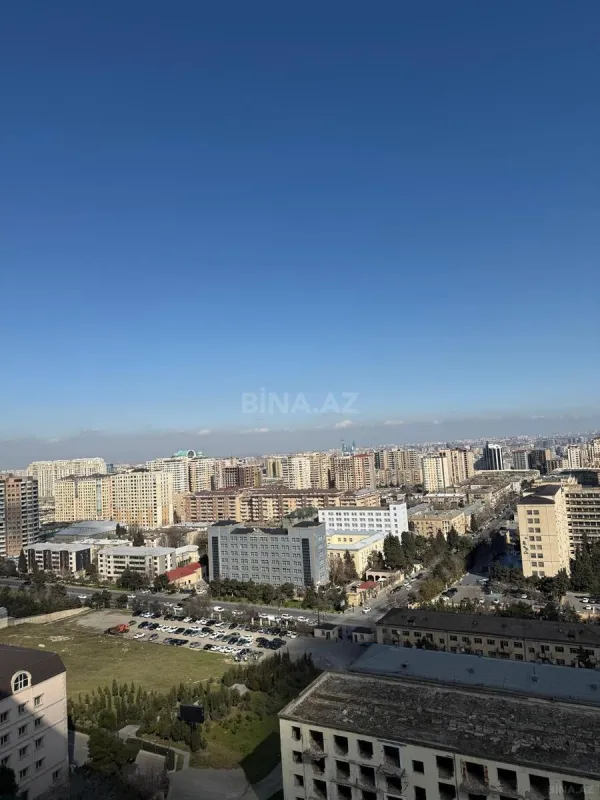 Satılır 3 otaqlı mənzil 155 m²