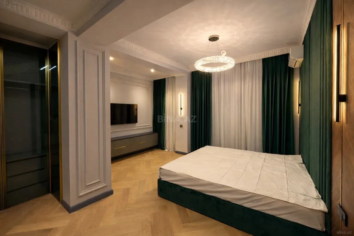 Satılır 2 otaqlı mənzil 101 m²