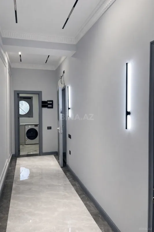 Satılır 2 otaqlı mənzil 101 m²