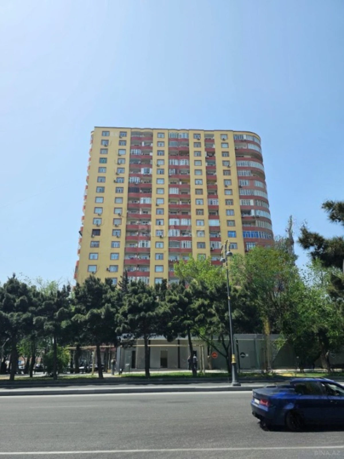 Kirayə verilir 3 otaqlı mənzil 98 m²