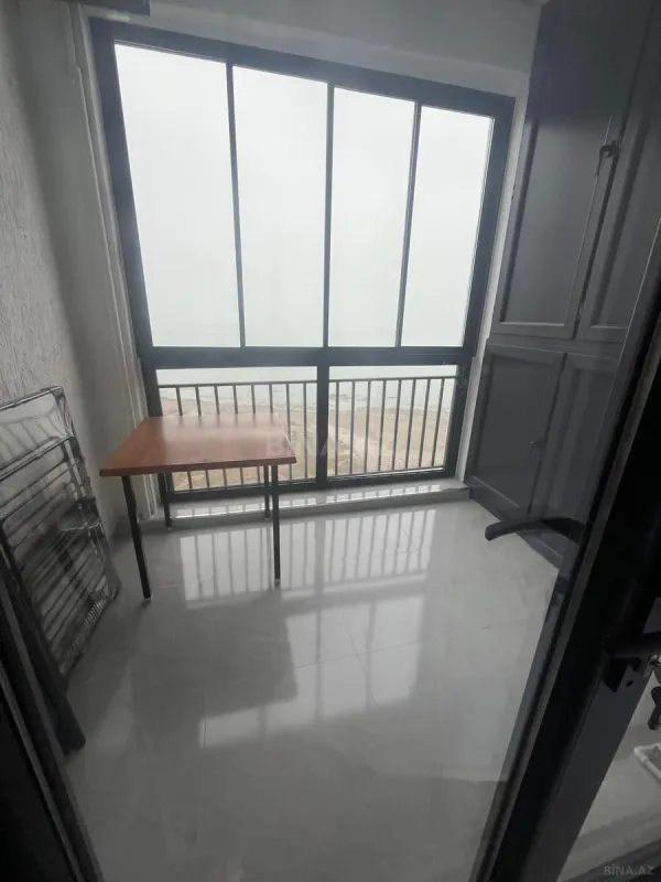 Kirayə verilir 2 otaqlı mənzil 75 m²