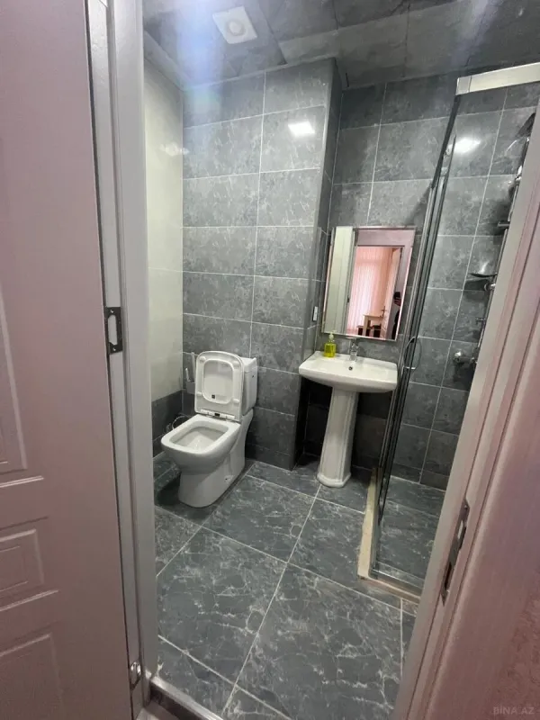 Kirayə verilir 2 otaqlı mənzil 75 m²
