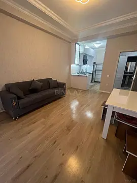 Kirayə verilir 2 otaqlı mənzil 75 m²