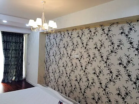 Kirayə verilir 3 otaqlı mənzil 135 m²