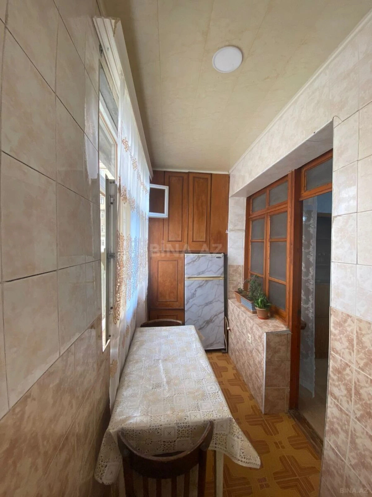 Kirayə verilir 2 otaqlı mənzil 60 m²
