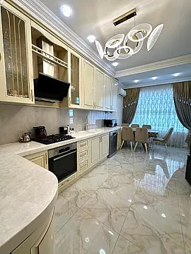 Satılır 3 otaqlı mənzil 105 m² — Bakı, Memar Əcəmi yanı 3 otaq 105.00 m²