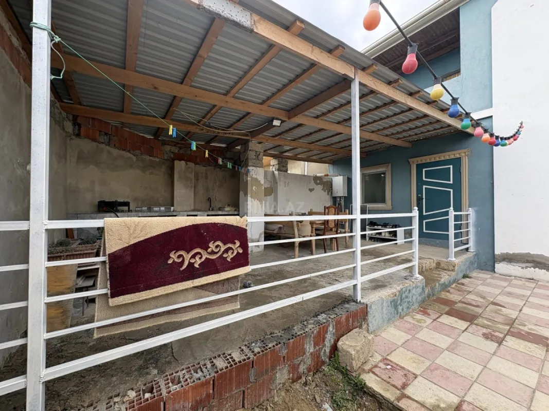 Satılır 4 otaqlı həyət evi 120 m²