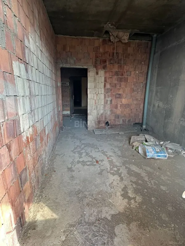 Satılır 2 otaqlı mənzil 55.6 m²