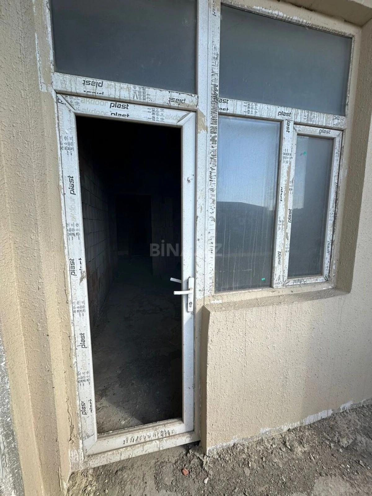 Satılır 2 otaqlı mənzil 55.6 m²
