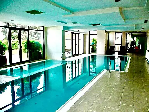 Satılır 2 otaqlı mənzil 100 m²