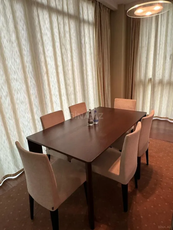 Satılır 2 otaqlı mənzil 100 m²