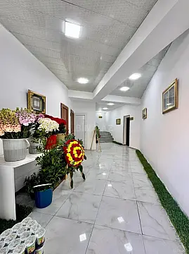 Satılır obyekt 380 m²
