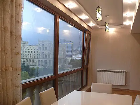 Kirayə verilir 3 otaqlı mənzil 115 m²