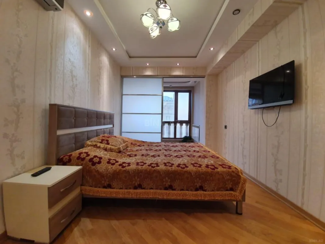 Kirayə verilir 3 otaqlı mənzil 115 m²