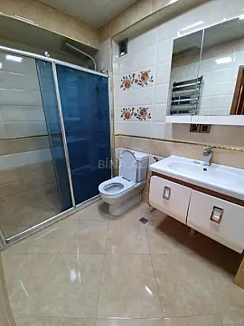 Kirayə verilir 3 otaqlı mənzil 115 m²