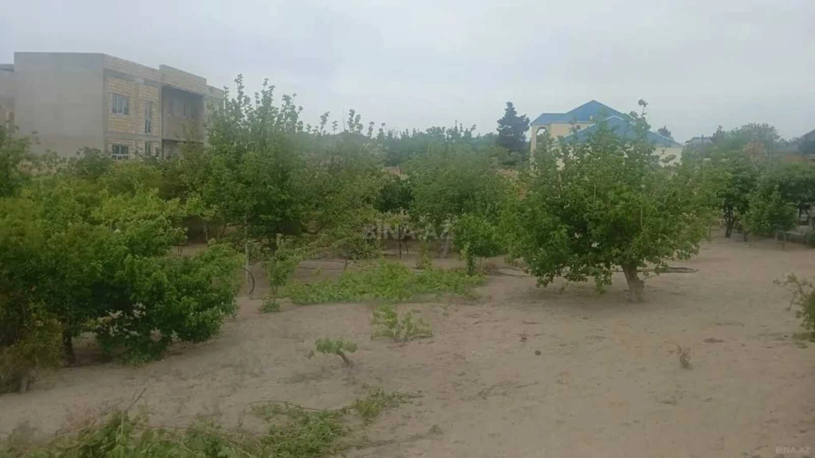 Satılır torpaq sahəsi 10 m²