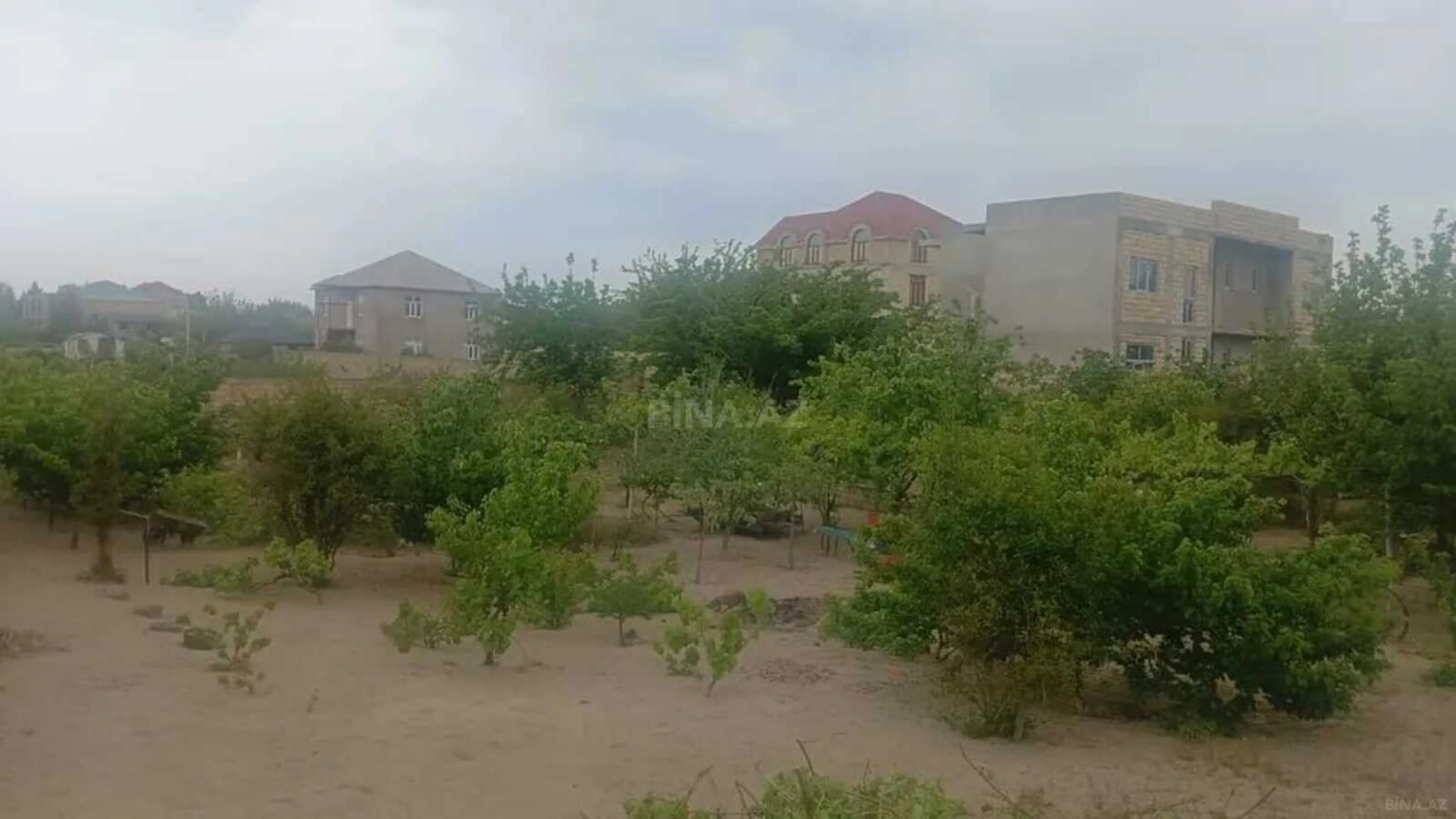 Satılır torpaq sahəsi 10 m²