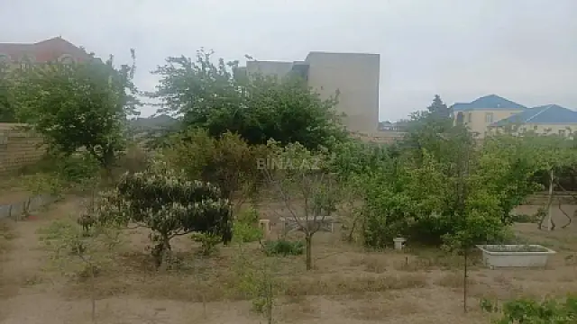 Satılır torpaq sahəsi 10 m²
