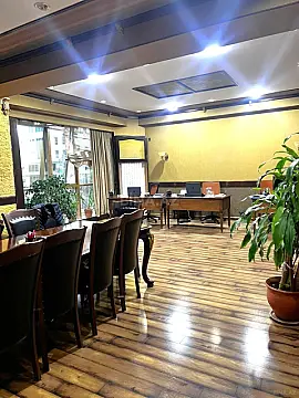 Satılır obyekt 199 m²