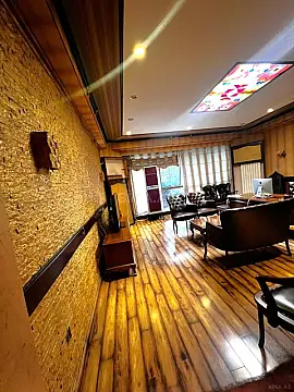 Satılır obyekt 199 m²