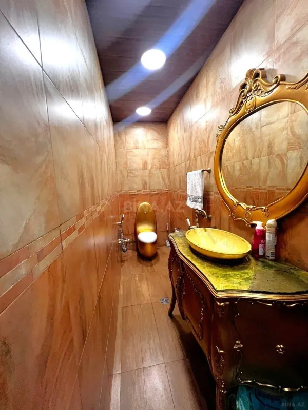 Satılır obyekt 199 m²